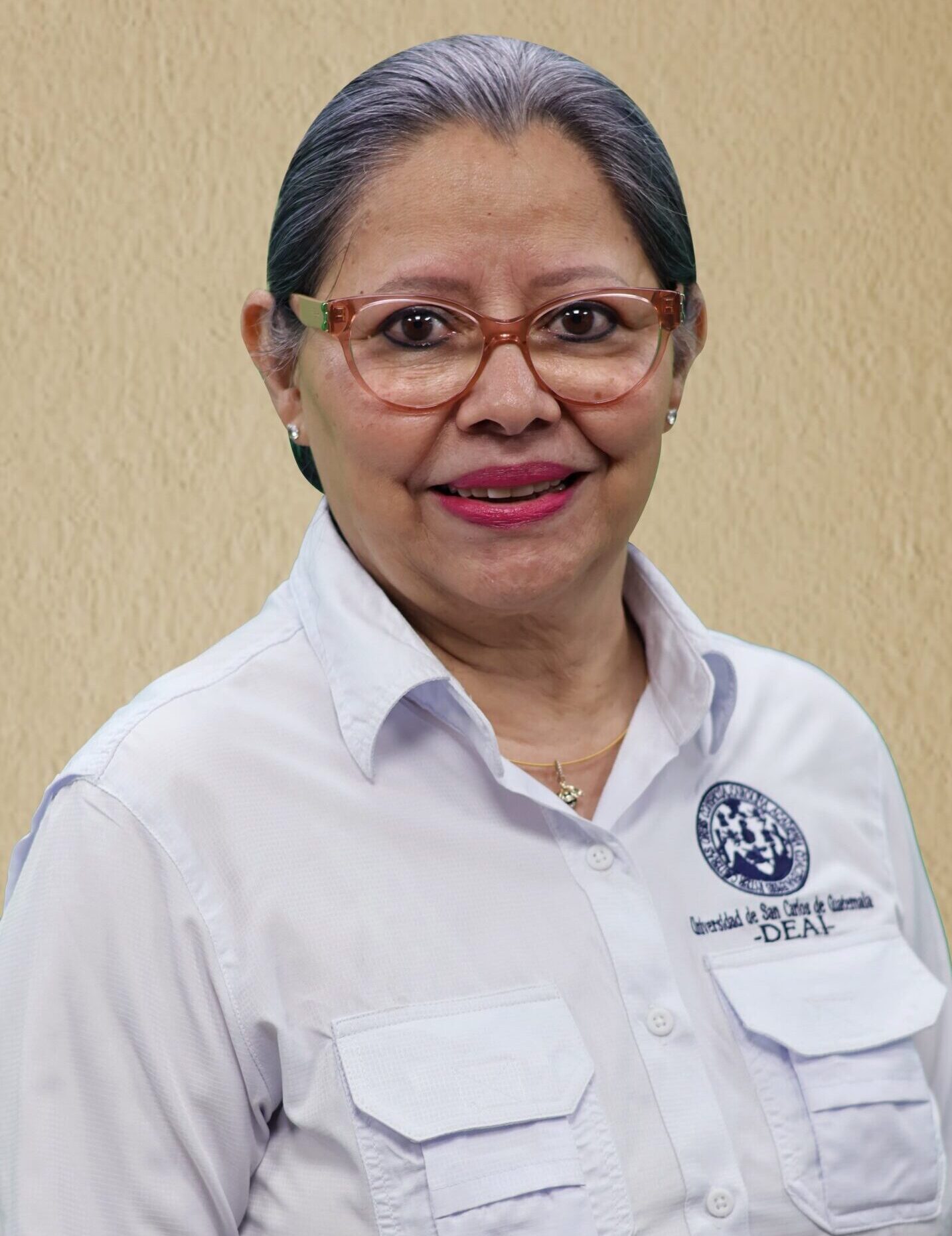 Edith Varez M.A. Mara Edith Alvarez Santizo